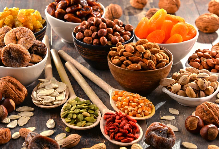 Pse meshkujt duhet të konsumojnë më shumë fruta të thata?