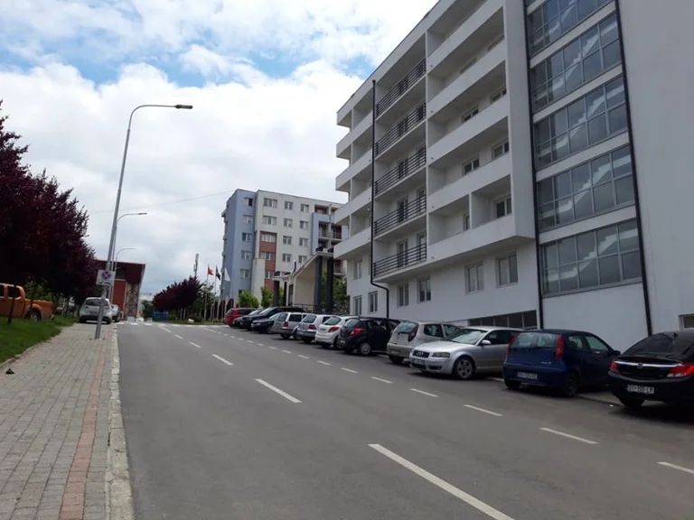 Qendra e Studentëve u bën thirrje studentëve të tërheqin gjësendet e tyre nga konviktet