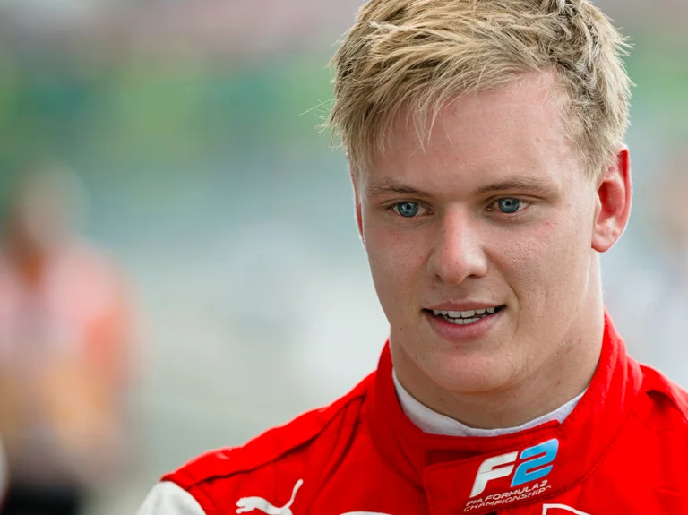 ‘Si babai edhe i biri’, djali i Schumacherit paralajmëron kalimin në Formula 1
