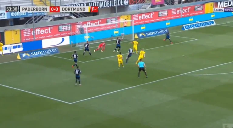 Dortmund vivo, marcó dos goles en tres minutos