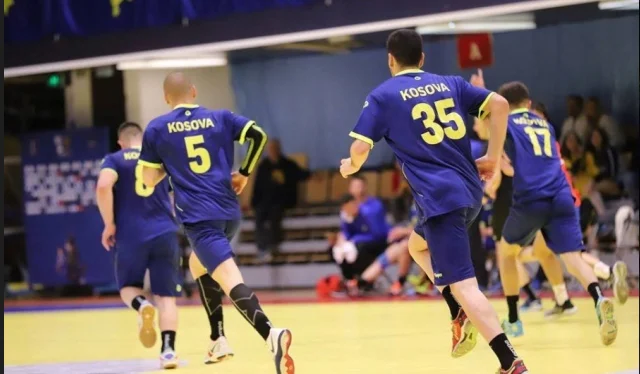 ​Hendbollistët e rinj në janar paraqiten në dy kampionate evropiane