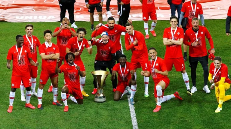 Albert Vallçi fiton Kupën e Austrisë me Salzburgun, luajti 90 minuta në finale