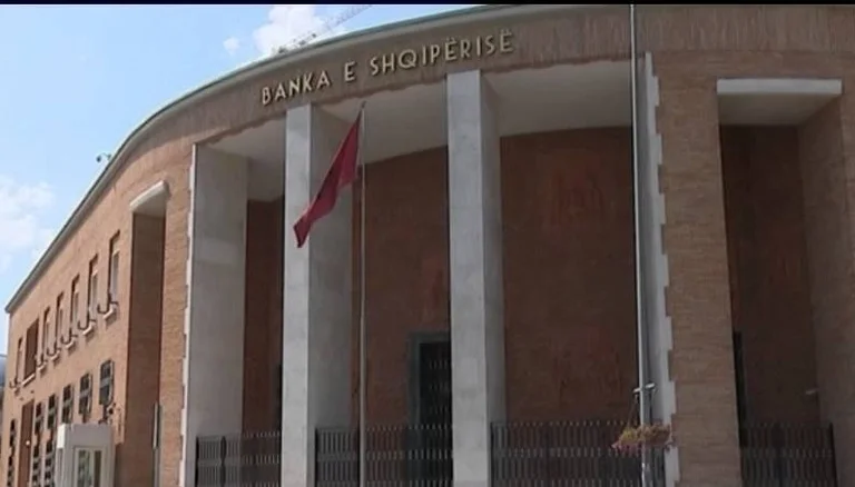 Banka e Shqipërisë: Rënia ekonomike nga 5-8 % në këtë vit