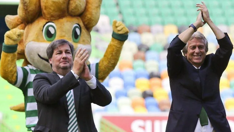 Dënohen 41 persona që kishin sulmuar në stërvitje lojtarët e Sportingut – presidenti i klubit fshihet prapa agresionit