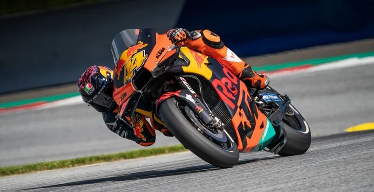 Për herë të parë që nga shkurti, Moto GP u rikthye në pistë