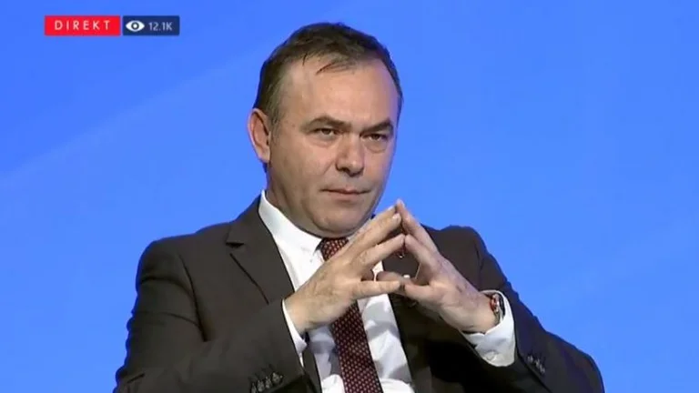 Selimi: Nuk po mund të gjejnë gabime tjera te Vetëvendosje e po “kapen” të deklaratat e Shkelzen Gashit