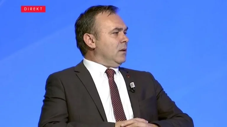 Selimi thotë se VV nuk pranon ndonjë afat nga Kushtetuesja që nuk është i shënuar në Kushtetutë