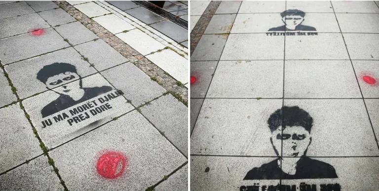 ‘Ju ma morët djalin prej dore’: Vendosen grafite në sheshin e Prishtinës të Agon Musliut