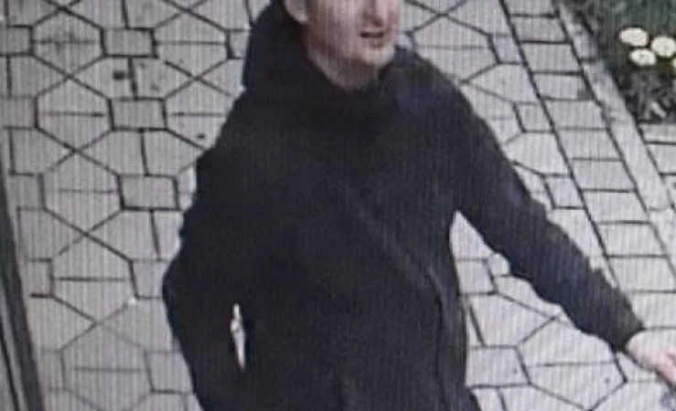 ​Policia kërkon ndihmën e qytetarëve për identifikimin e një personi në kërkim
