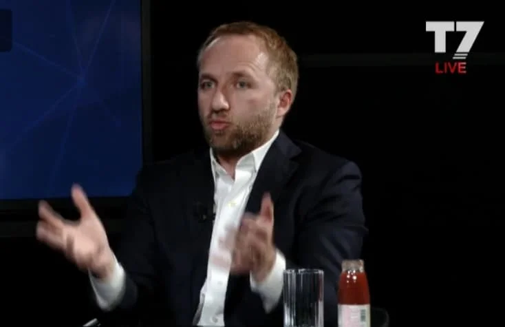 Abelard Tahiri: Kemi qenë prioritet i SHBA’së, Kurti e prishi këtë raport