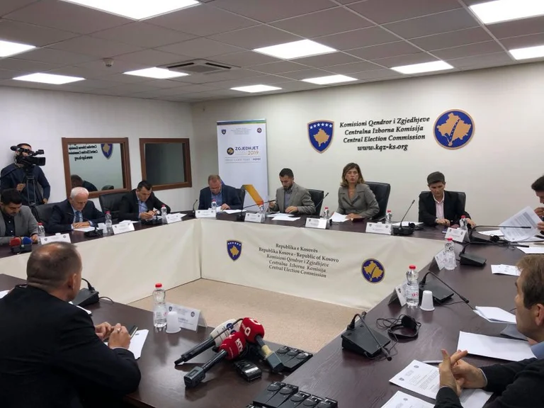 Pas kërkesës së VV-së, KQZ-ja thotë se për zgjedhjet në Podujevë vendosin institucionet tjera
