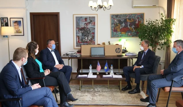Ambasada e SHBA-së dhuron donacion për Zyrën e Kryeprokurorit të Shtetit
