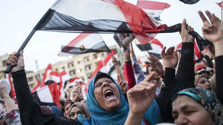 Bëhet thirrja për provën e nesërme: Simpatizantët e VV-së duan protestë të përgjakshme e revolucion