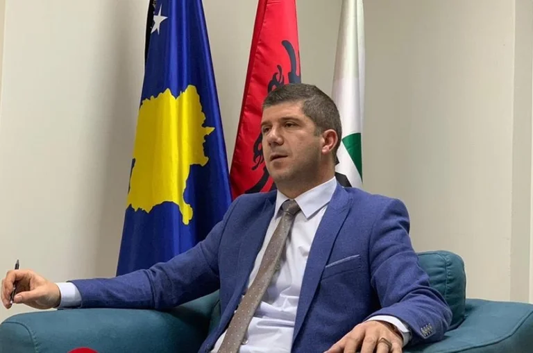 Inspektorati kthen në punë edhe ish-drejtorin e KEK-ut, Njazi Thaçi