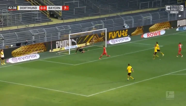 Kimmitch vient de marquer un but absolument brillant contre Dortmund