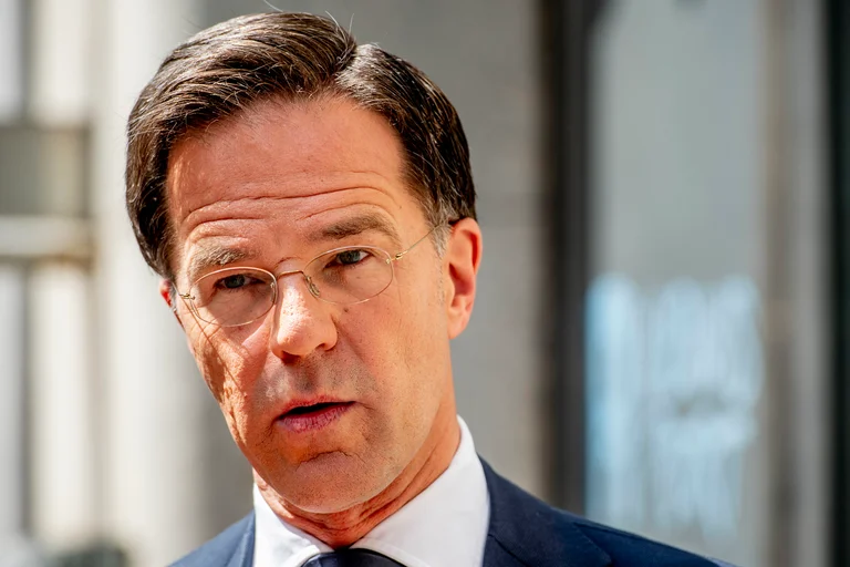 Il primo ministro olandese non ha visitato la madre morente per rispettare le misure contro il COVID-19