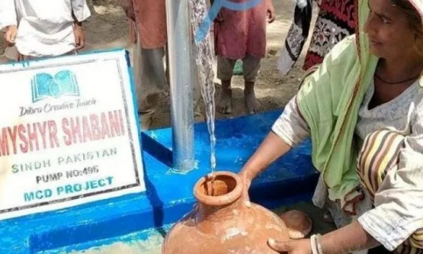 Myshir Shaban, who died of the Coronaviros, provided Pakistani poor families with drinking water