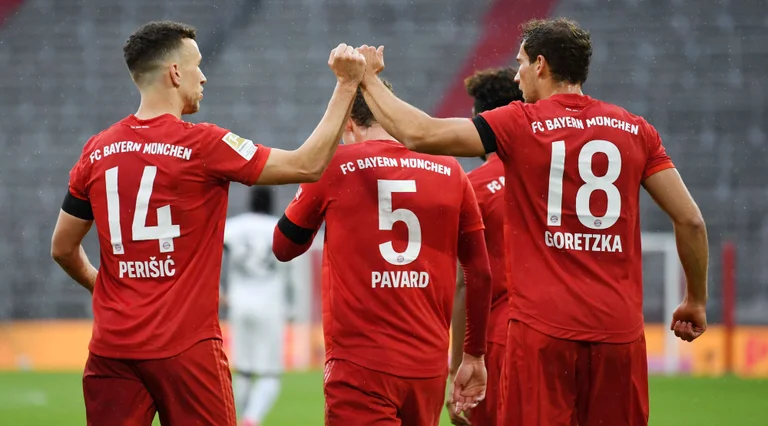 Baiern does shit to Frankfurt, guests only appeared in the second half