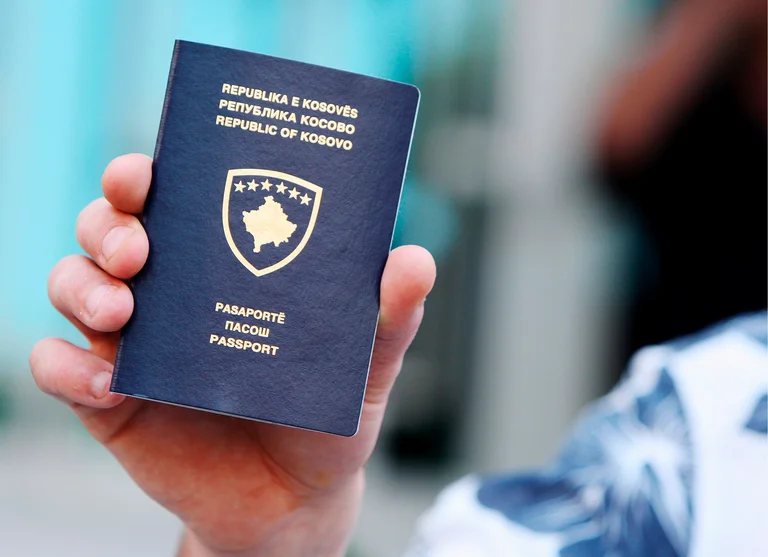 Kosovar risks fine in Germany, due to expired passports