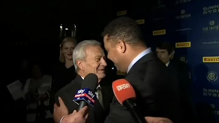 Ronaldo recalls his last hug with the former Inter coach who passed away today.