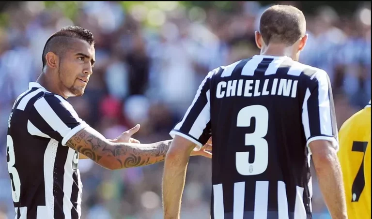 He called it an alcoholic, Vidal responds to Chillin: Private things don't seem right to find out.