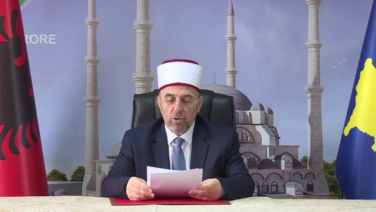 BIK decide: Bajrami non sarà perdonato in nessuna moschea, anche visite di famiglia