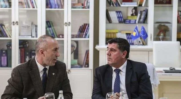Haradinaj for Haziri's statement of union of the Valley: They're talking as easy as this, you do it for a few votes.