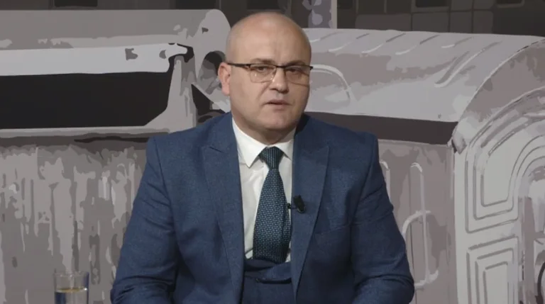 Avdyli: LDK ha eseguito Vjosa Osman per primo ministro invece di Avdullah Hoti