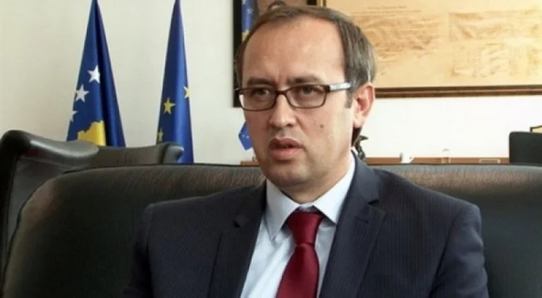 Kërcënon Avdullah Hoti: Një Qeveri nuk mund të ekzistoj nëse dëmton raportet me SHBA