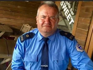 Scandal/ serbischer Polizist, der Löhne aus Kosovo erhält, spricht sie als Metohija