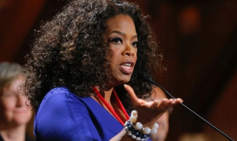 Oprah Winfrey dona 12 milioni di dollari per combattere il COVID-19