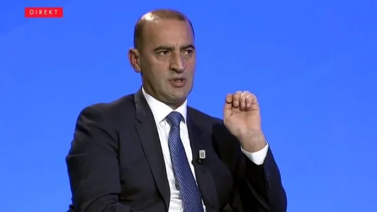 Haradinaj: Albin Kurti es un gran humorista