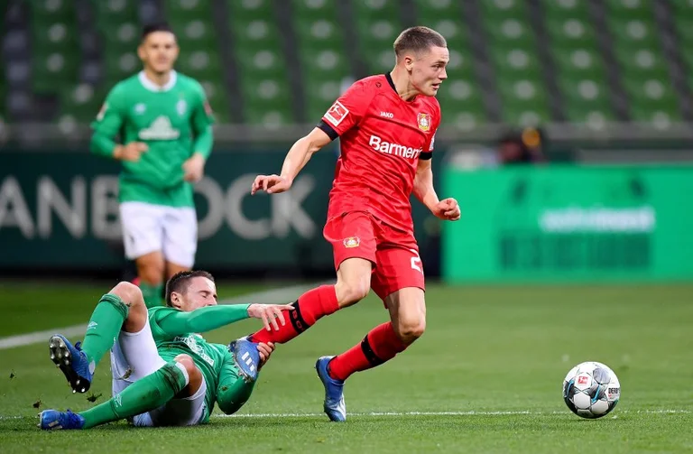 Bremen-Levekusen concludes, debuted the third most young player playing in Bundesliga