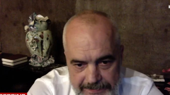 Edi Rama: Sie verletzen die Lügen von Albin Kurt