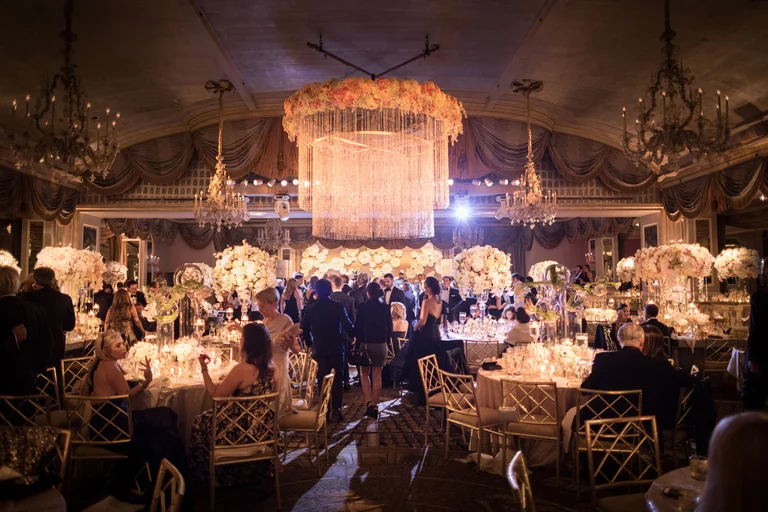 The more expensive the wedding, the higher the chances of divorce