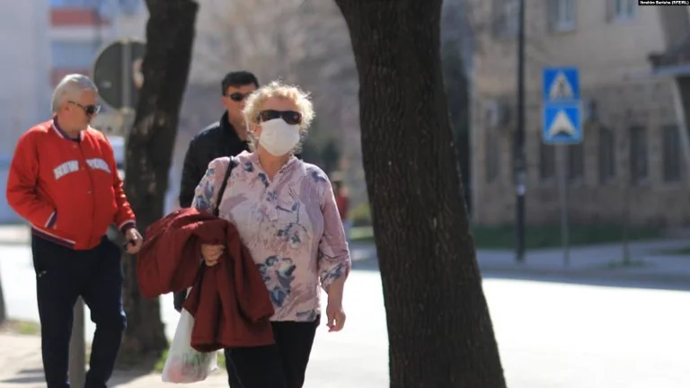 Coronavirus: ¿El dilema de los ancianos Kosovars, permanecer dentro o fuera?