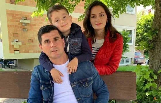 Confession de la famille du Kosovo qui est restée pendant six semaines bloquée en Slovénie