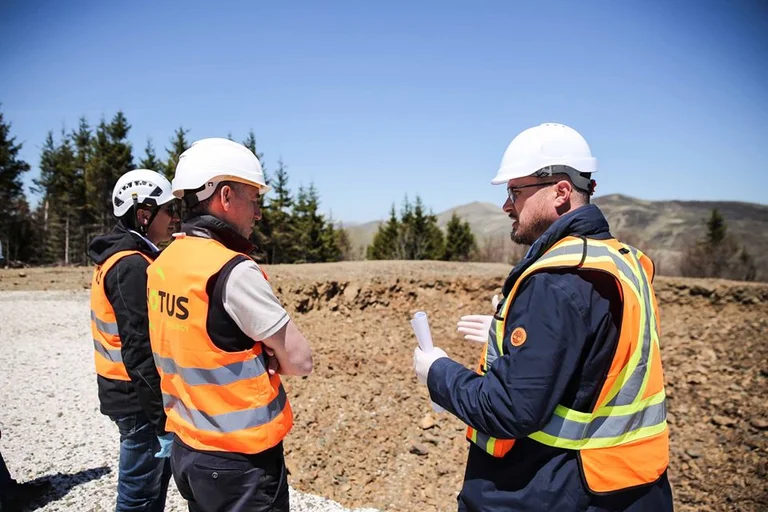 Wessel Visits Renewable Energy Project in Baygora