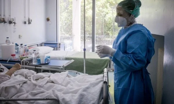More than half of coronary patients have been infected by persons who showed no symptoms