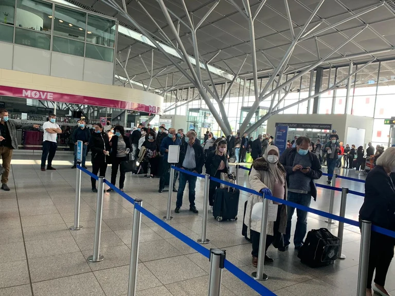 143 Kosovars sono tornati dalla Germania al Kosovo oggi