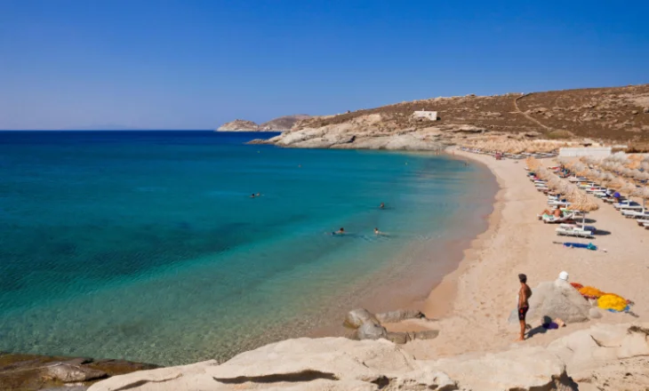 Greece today opens beaches, but under certain conditions