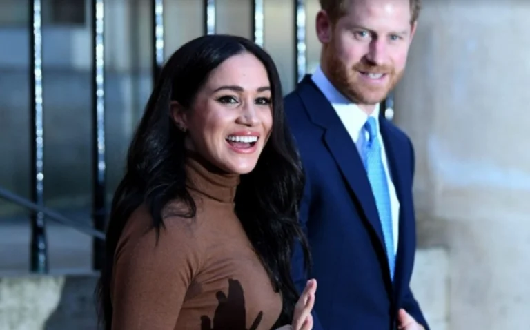 La famille royale dans la peur, pendant leur vie au Palais Meghan Markle, a gardé un journal secret