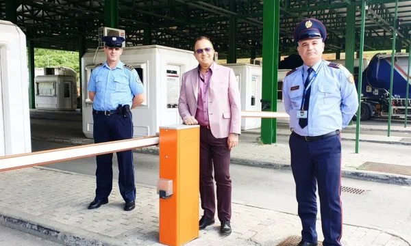 Ardit Gebrea last night appeared at the Albanian-Kosovo border, was she sent to quarantine?