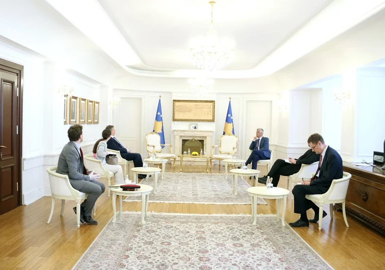 Thaci a rencontré le chef d'EULEX, merci pour l'aide apportée pendant la pandémie