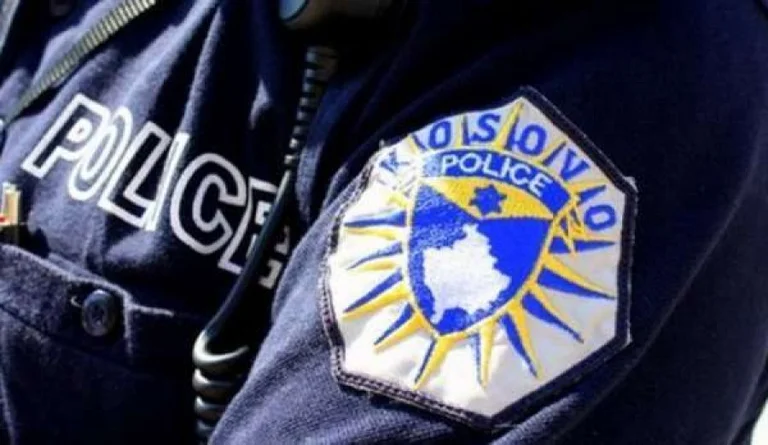 Ouverture illégale des cafés, réaction de la police