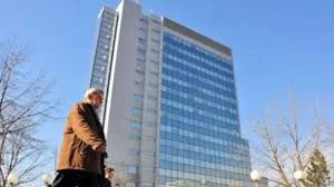 Sahin warnt Jobverluste, Überweisungen, Proteste