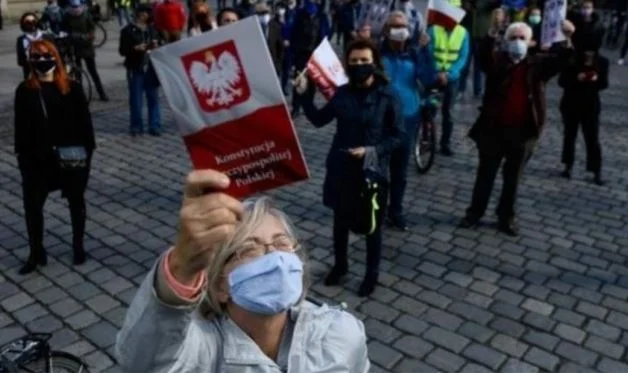 Poland postpones presidential elections due to coronary