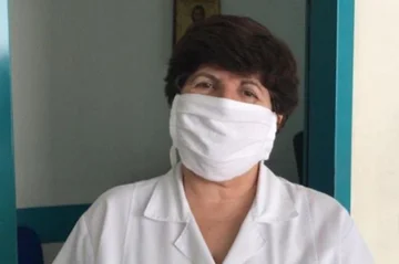 À l'avant du coronavirus, Elvana Gjata excite le dévouement de sa mère