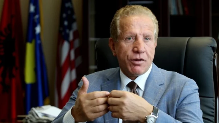 Behgjet Pacolli recalls the parents with excitement: We miss you on the Iftar's table.