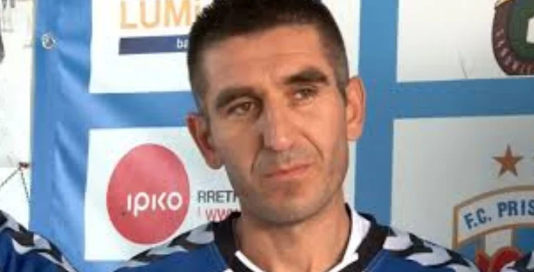 Pristina allenatore reagisce bruscamente: quanti circhi stavano parlando di calcio, non è bocca del cazzo.